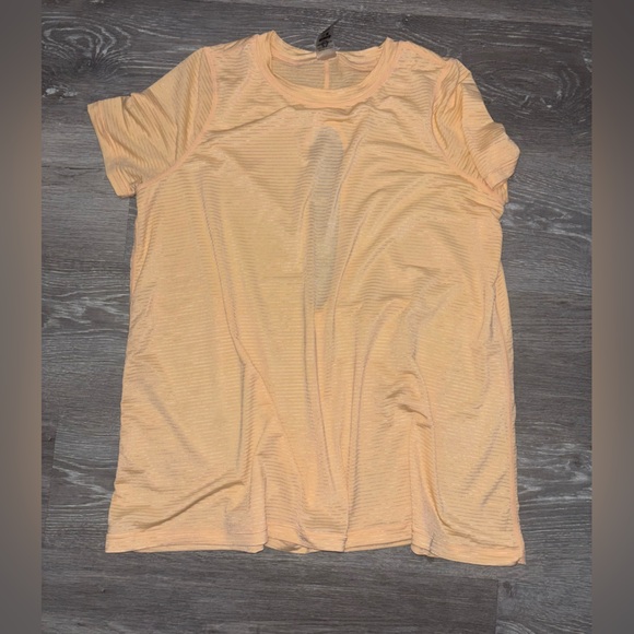 Colorful Assorted Tops Collection - Picture 7 of 7